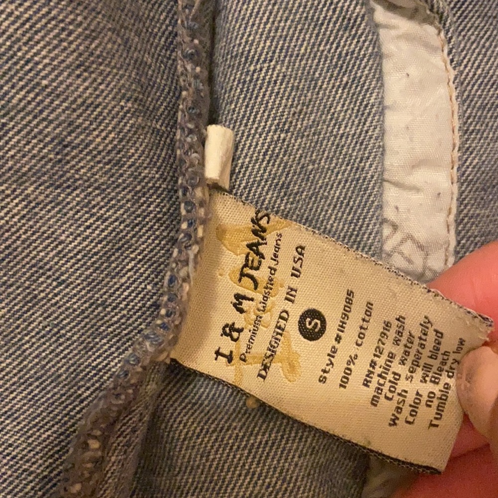Distressed denim jean jacket - Picture 6 of 9